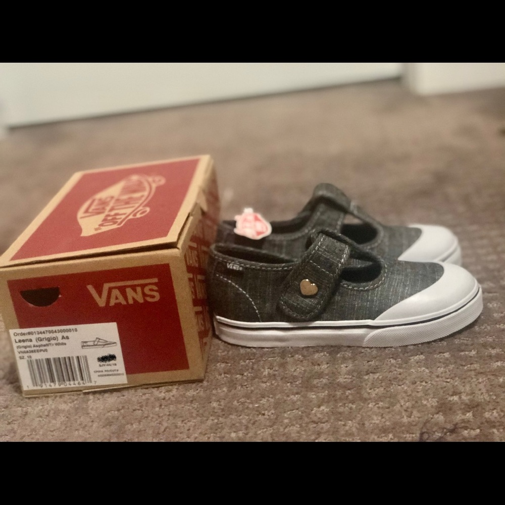 SOLD. Girls Lena style Vans size 10